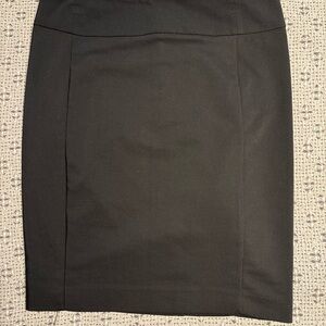 Chic Black Pencil Skirt